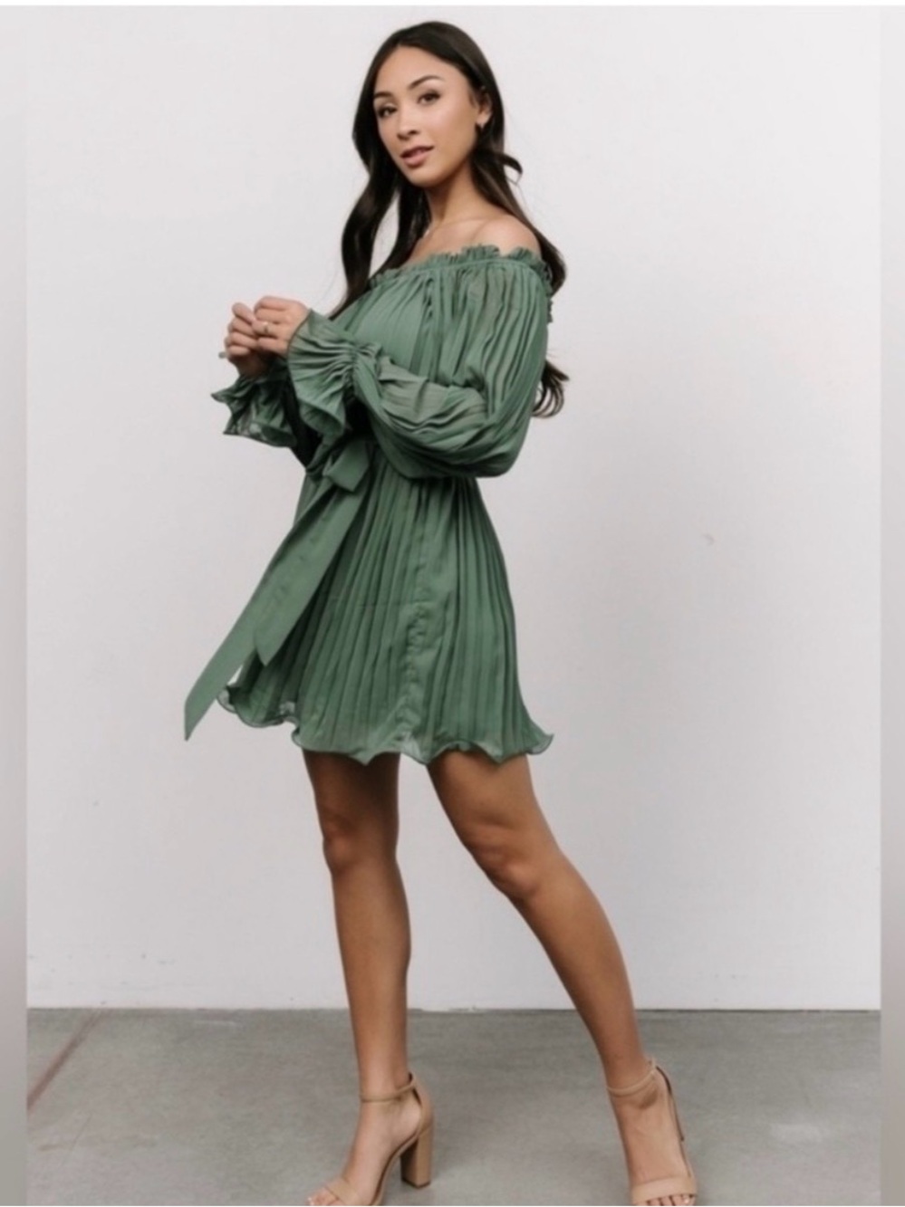 Baltic Born Pleated Sage Green Off Shoulder Mini Dress Size Large Romantic Boho